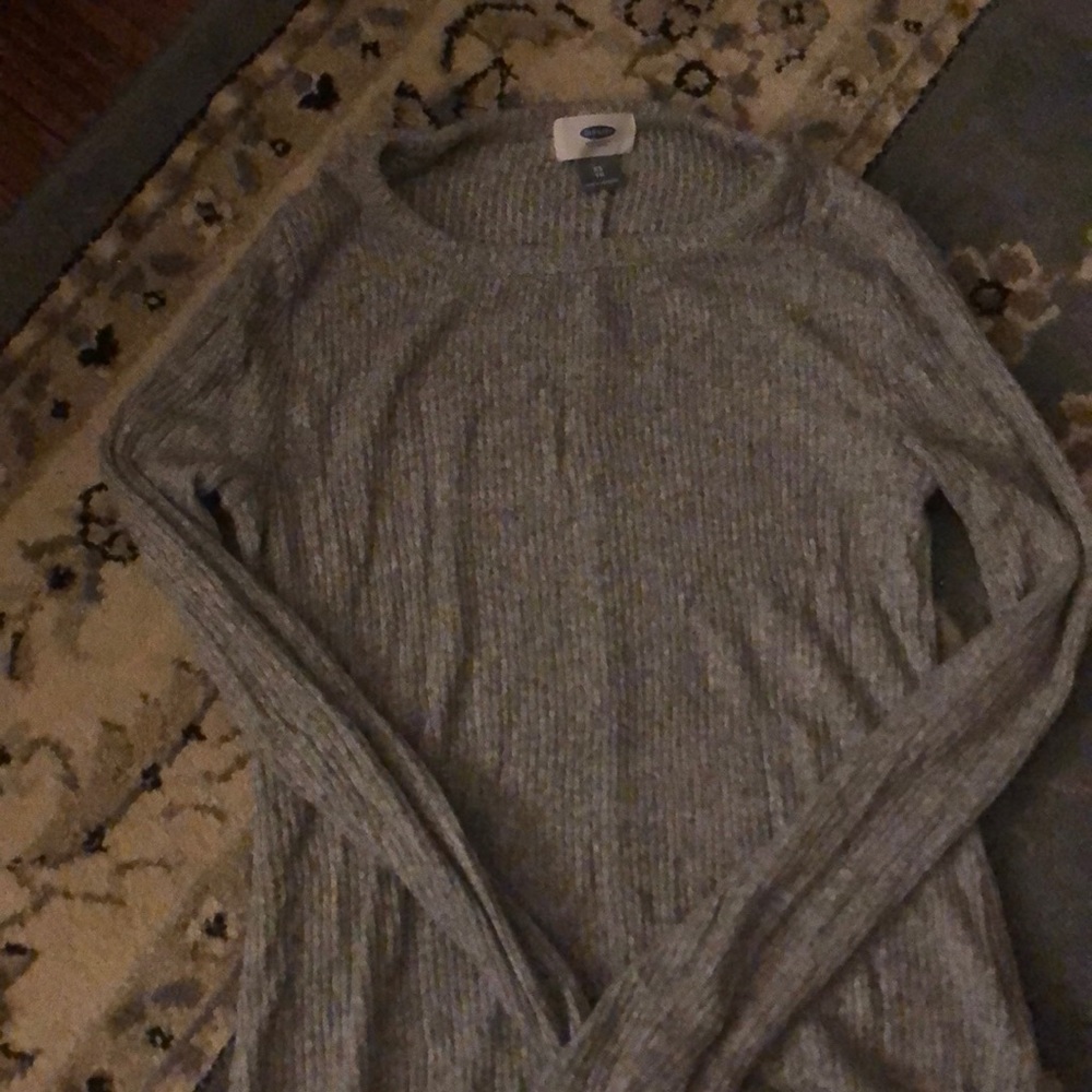 Gray sweater